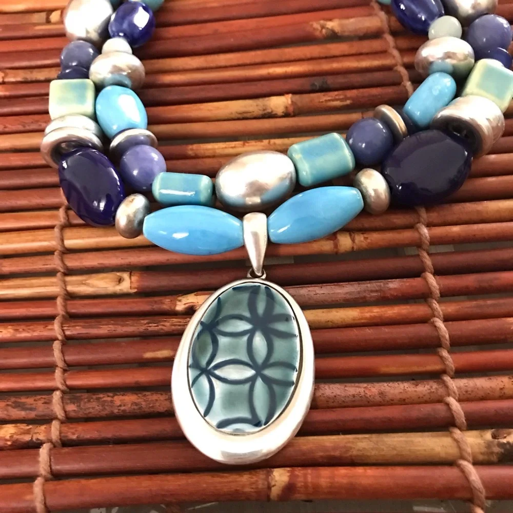Chico’s Multi Strand Blue Ceramic Pendant Necklace - Picture 3 of 5
